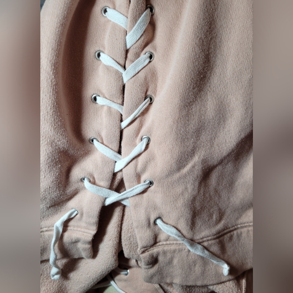 •𝙑𝙎•𝘽𝙊𝙔𝙁𝙍𝙄𝙀𝙉𝘿•𝙎𝙃𝙄𝙍𝙏• - Picture 12 of 16